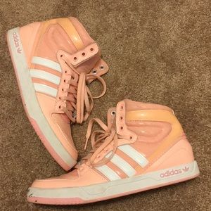 Adidas Sneakers